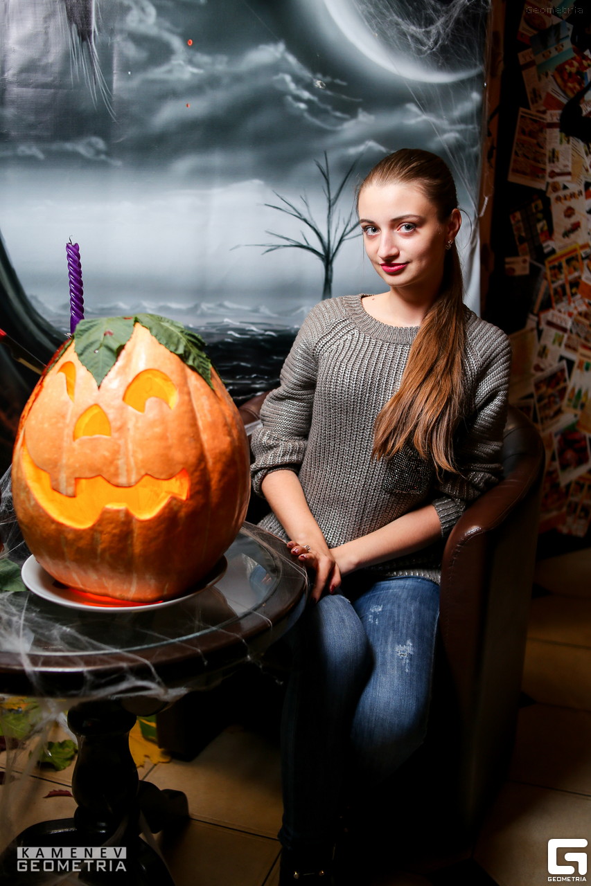 Почти что Halloween в ресторане Sun city Макеевка | Репортаж Geometria