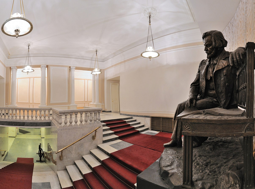 Малый зал филармонии Им. Д. Д. Шостаковича
