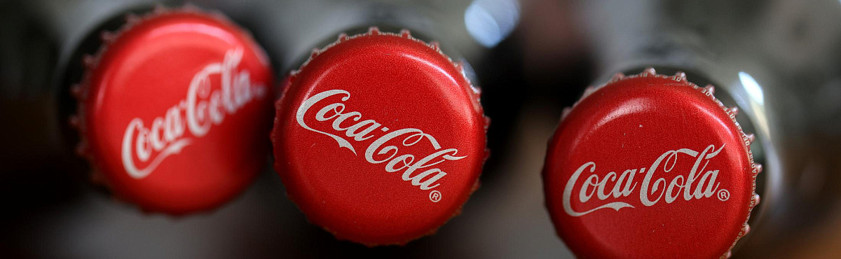 Ушедшая из России Coca-Cola вновь регистрирует свои товарные знаки в стране